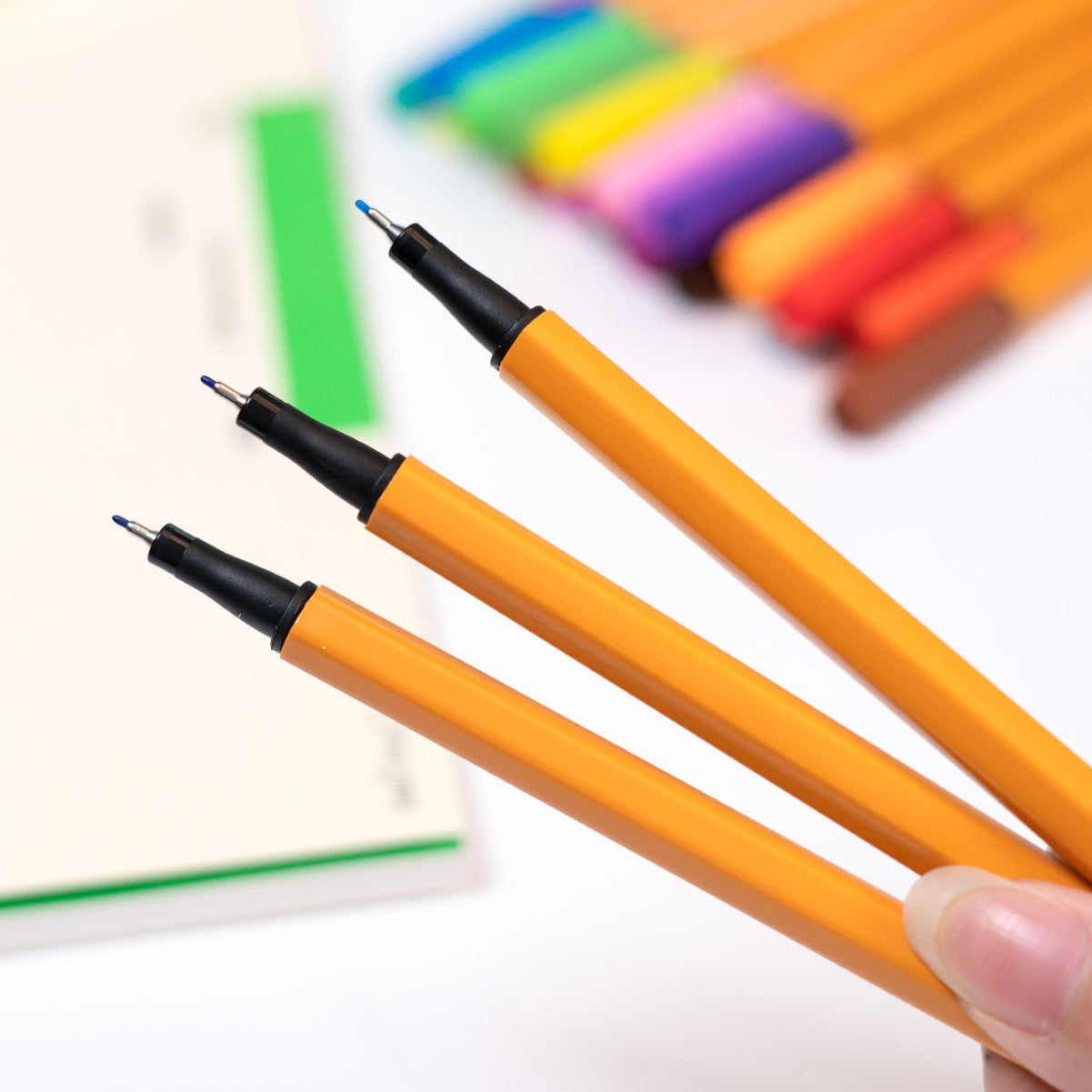 Colored marker pens for drawing and outlining